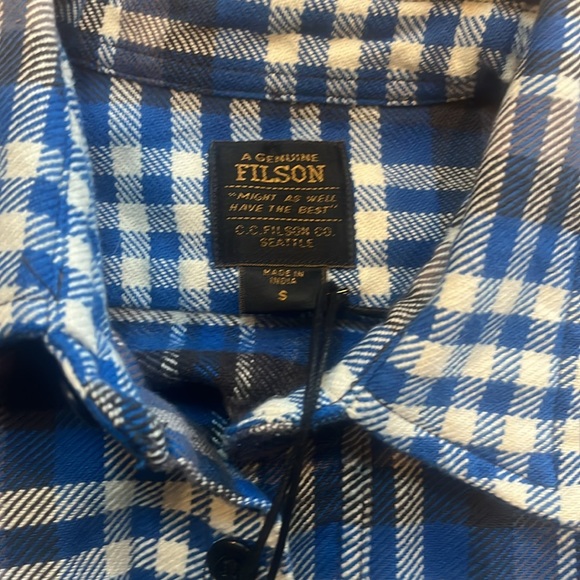 Brand new beautiful Filson flannel shirt. Incredibly well made - Picture 2 of 6